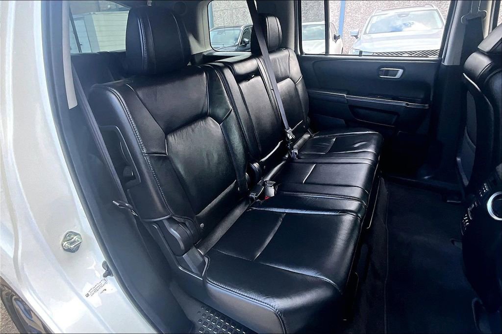 Used 2013 Honda Pilot Touring image 35