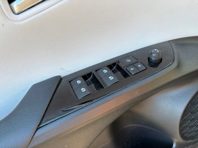 Used 2016 Toyota Prius Two FWD image 19