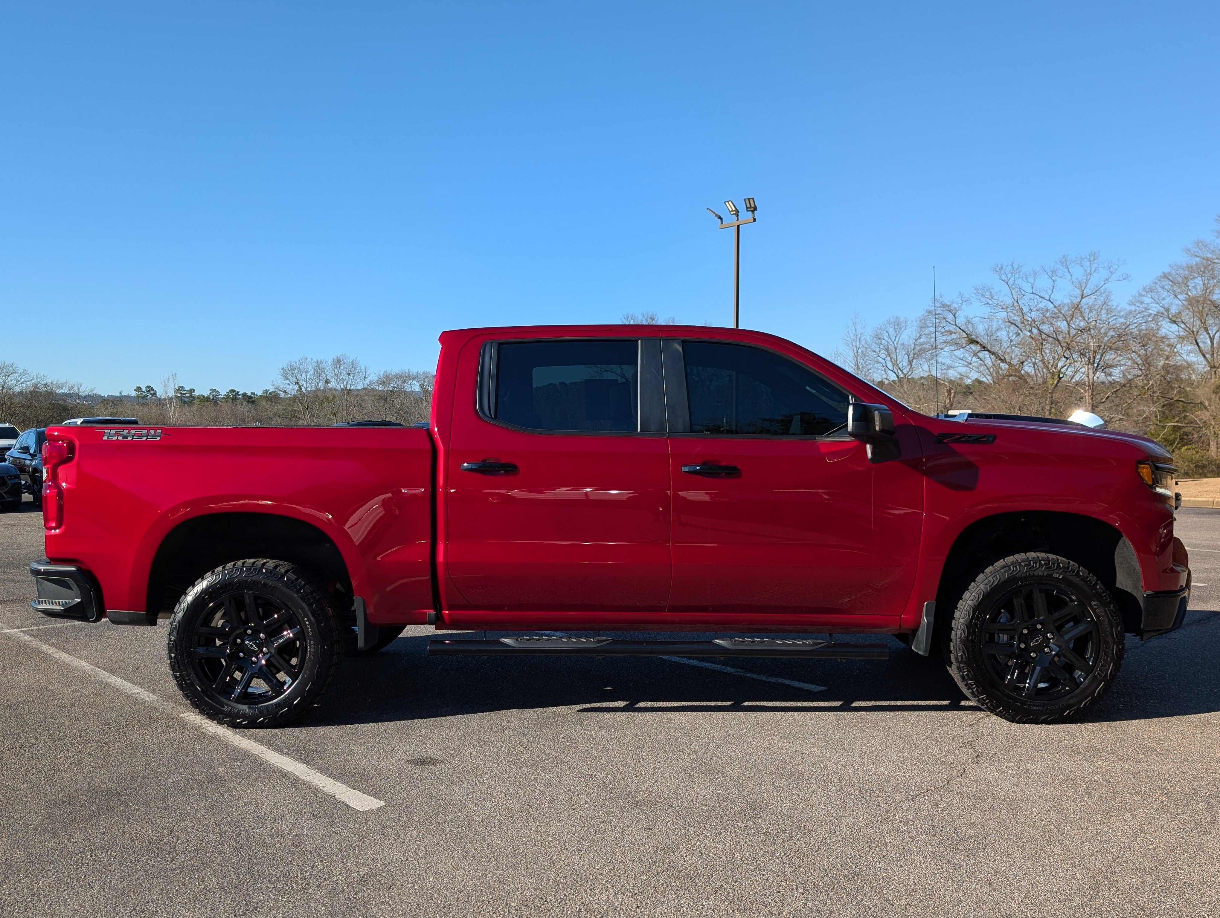 Used 2024 Chevrolet Silverado 1500 LT Trail Boss w/ LT Trail Boss Premium Package image 10