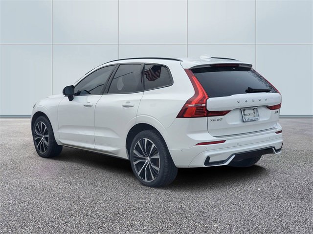 Certified 2023 Volvo XC60 B5 Ultimate w/ Climate Package image 6