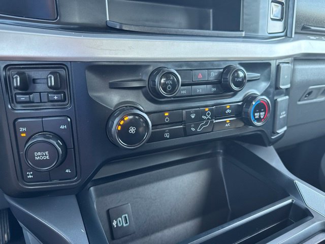 Used 2025 Ford F250 XLT w/ FX4 Off-Road Package AWD/4WD image 19