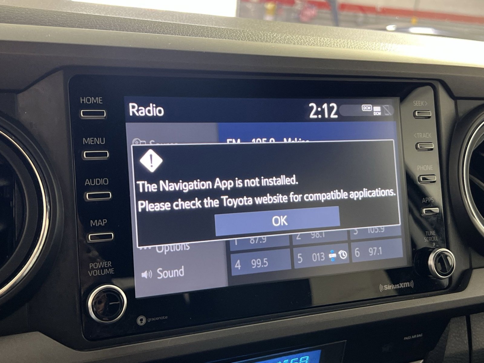 Used 2021 Toyota Tacoma TRD Off-Road w/ Technology Package image 19