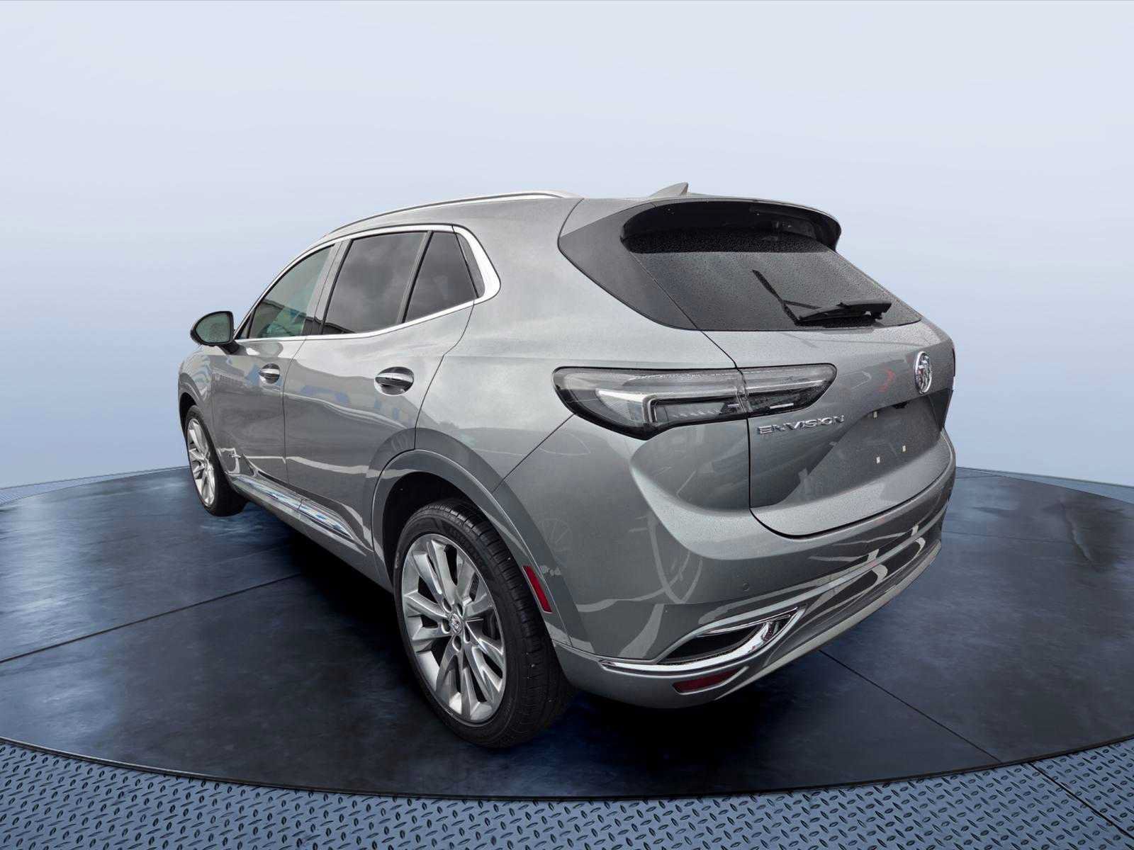 Used 2023 Buick Envision Avenir FWD image 3