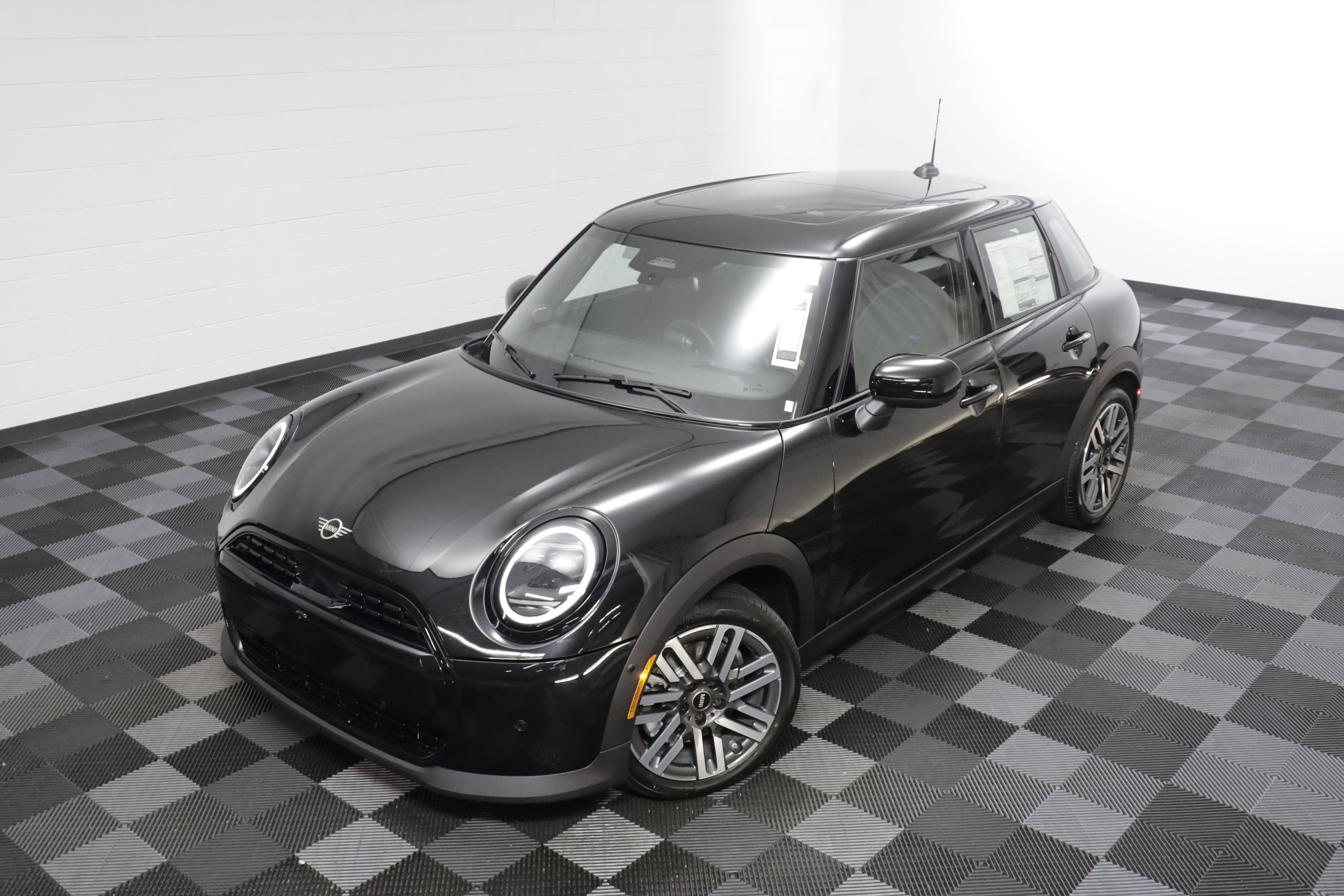 New 2027 MINI Cooper 4-Door Hardtop FWD image 2