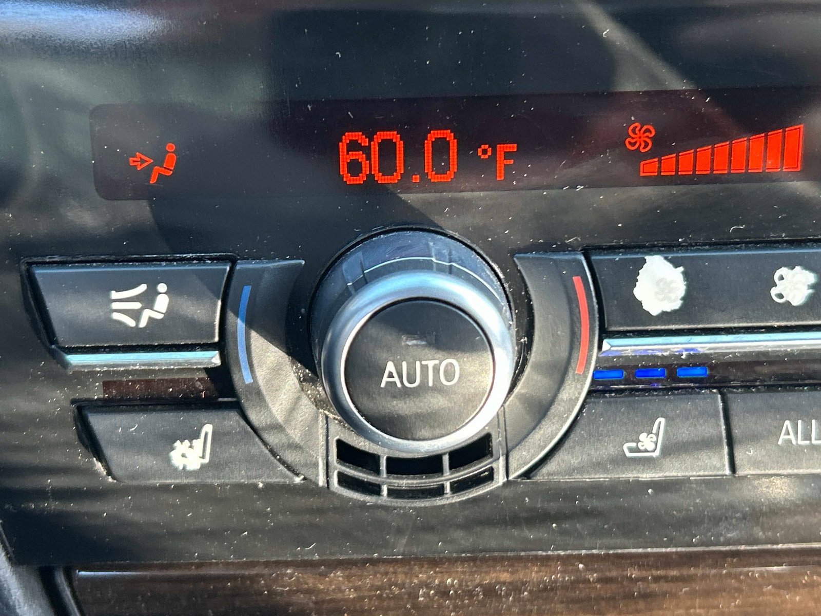 Used 2011 BMW 750i xDrive AWD/4WD image 33