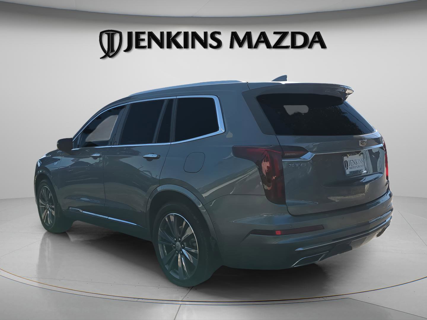 Used 2021 Cadillac XT6 Premium Luxury image 3