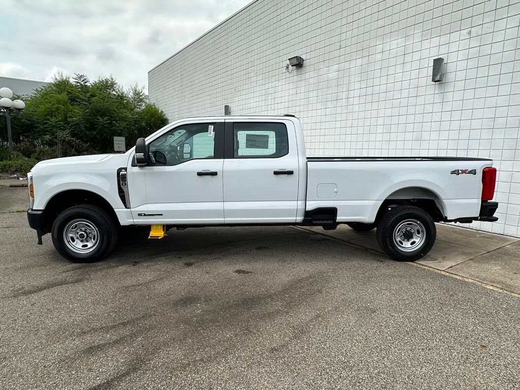 New 2026 Ford F250 XL AWD/4WD image 2