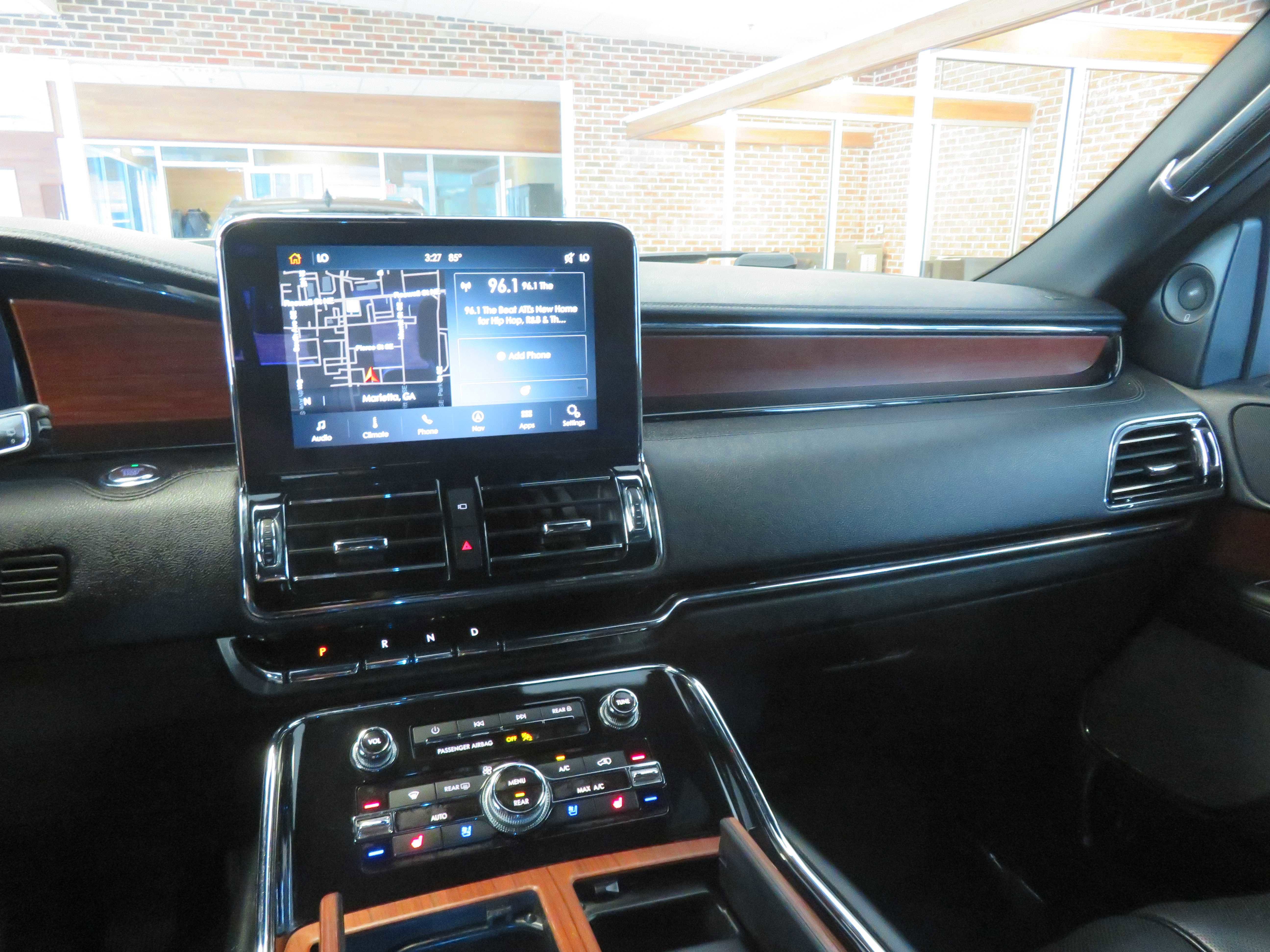 Used 2020 Lincoln Navigator L Reserve image 33