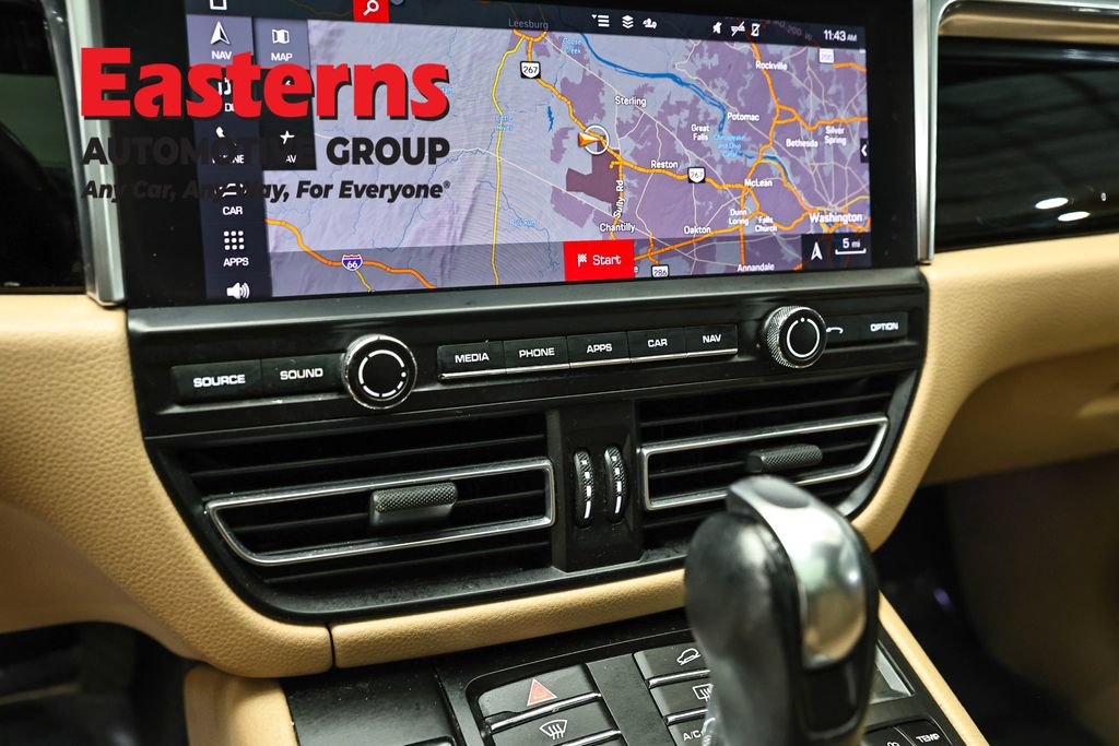 Used 2021 Porsche Macan AWD/4WD image 19