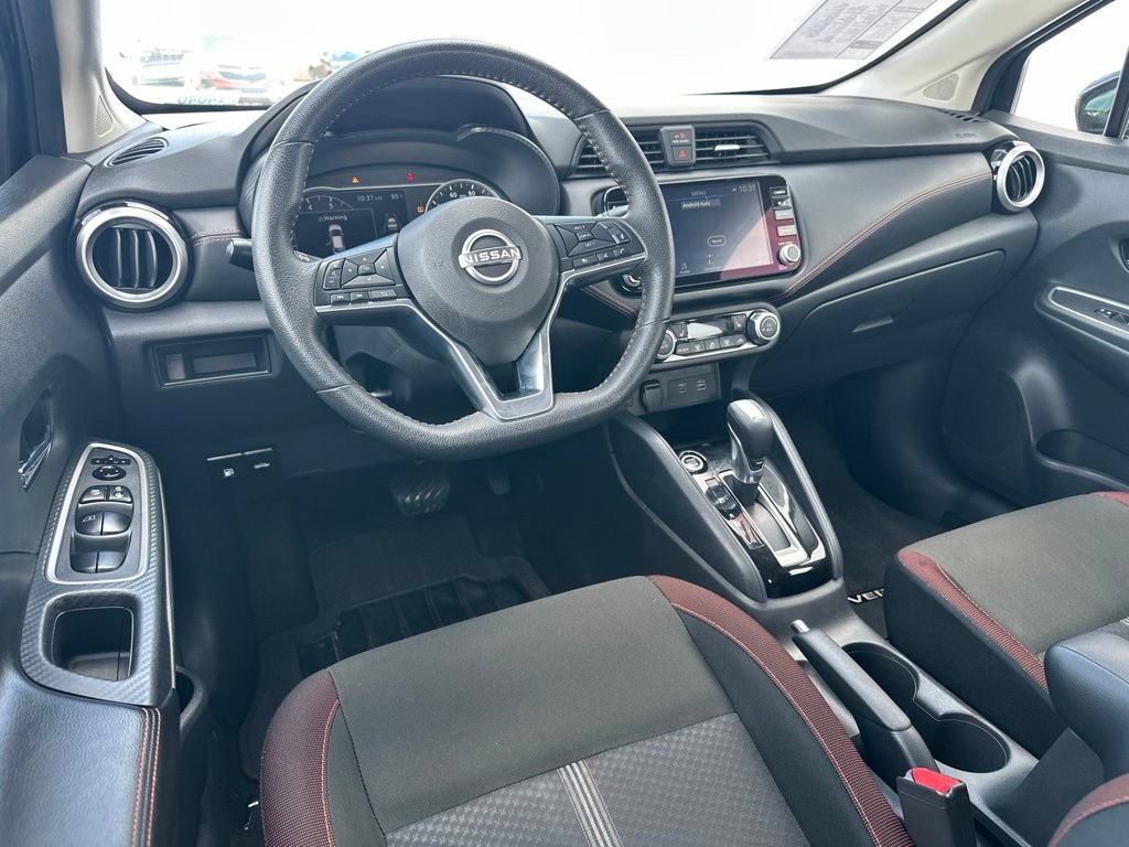 Used 2024 Nissan Versa SR FWD image 11