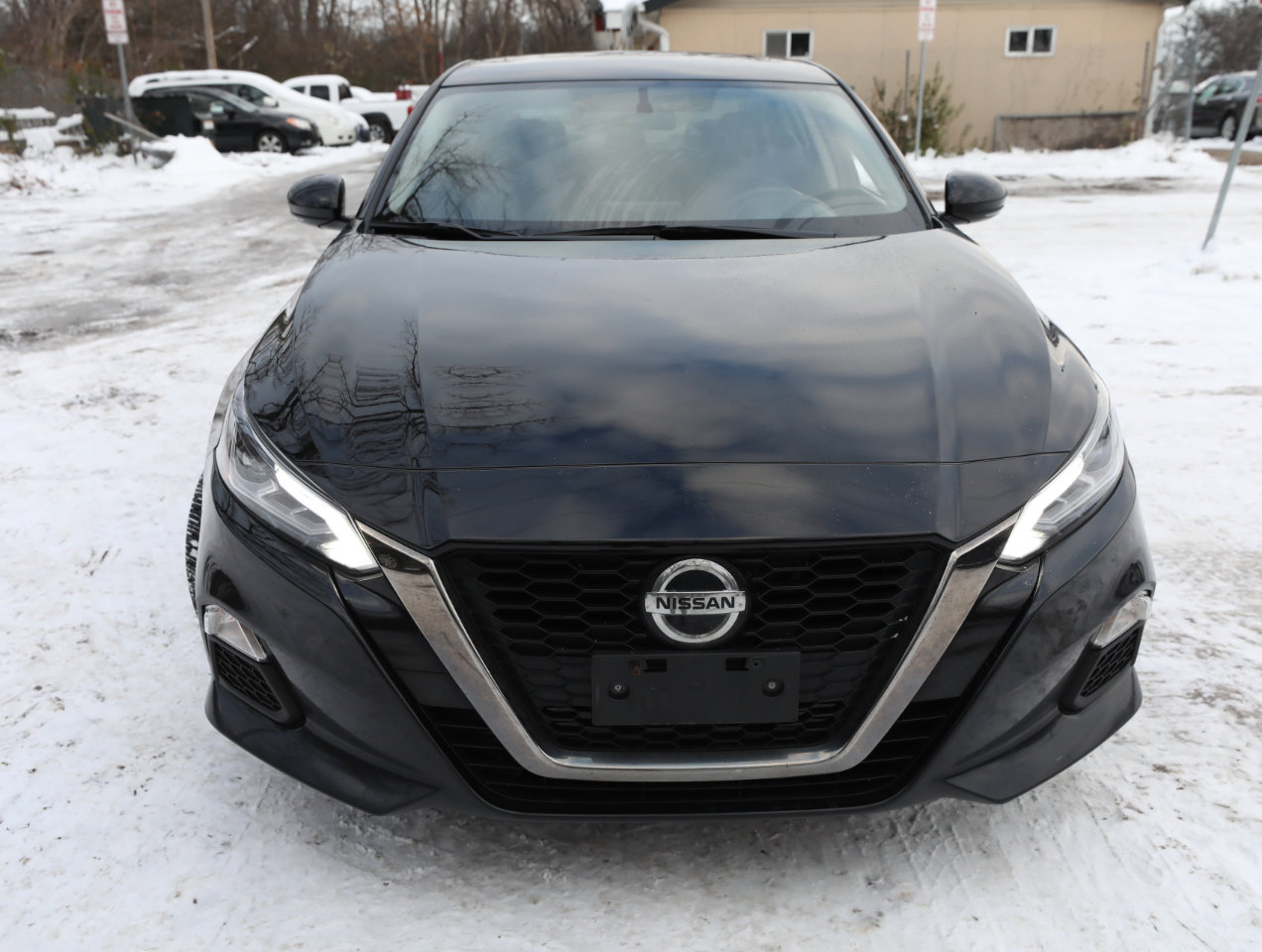 Used 2019 Nissan Altima 2.0 SR image 3