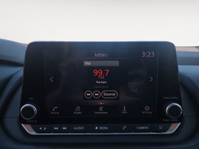 Used 2023 Nissan Rogue S AWD/4WD image 22