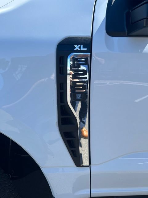 New 2026 Ford F250 XL w/ XL Chrome Package AWD/4WD image 10