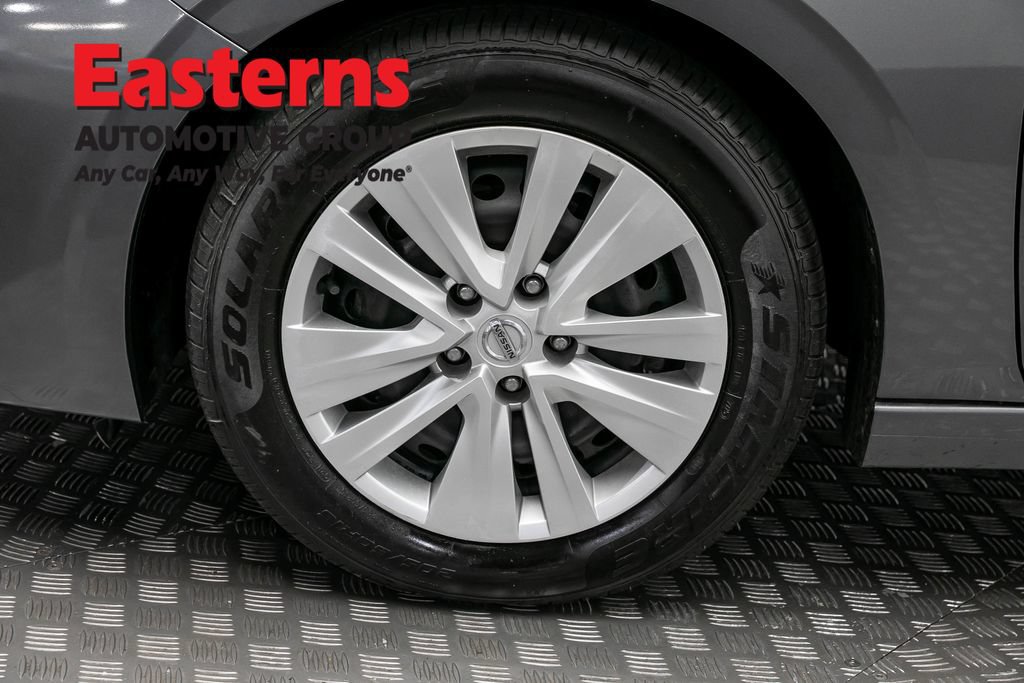Used 2024 Nissan Sentra S FWD image 32