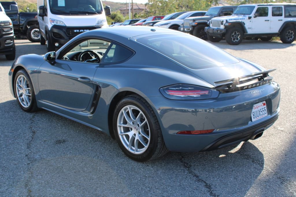 Used 2018 Porsche 718 Cayman RWD image 6