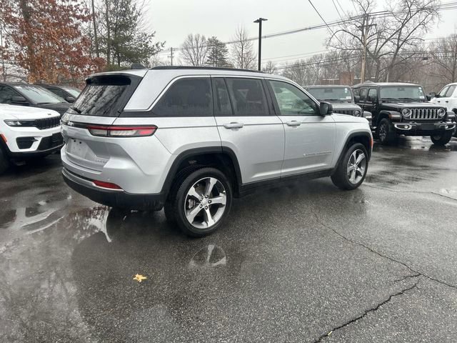 New 2026 Jeep Grand Cherokee Limited AWD/4WD image 2