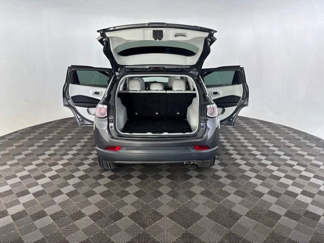 Used 2020 Jeep Compass Limited FWD image 17