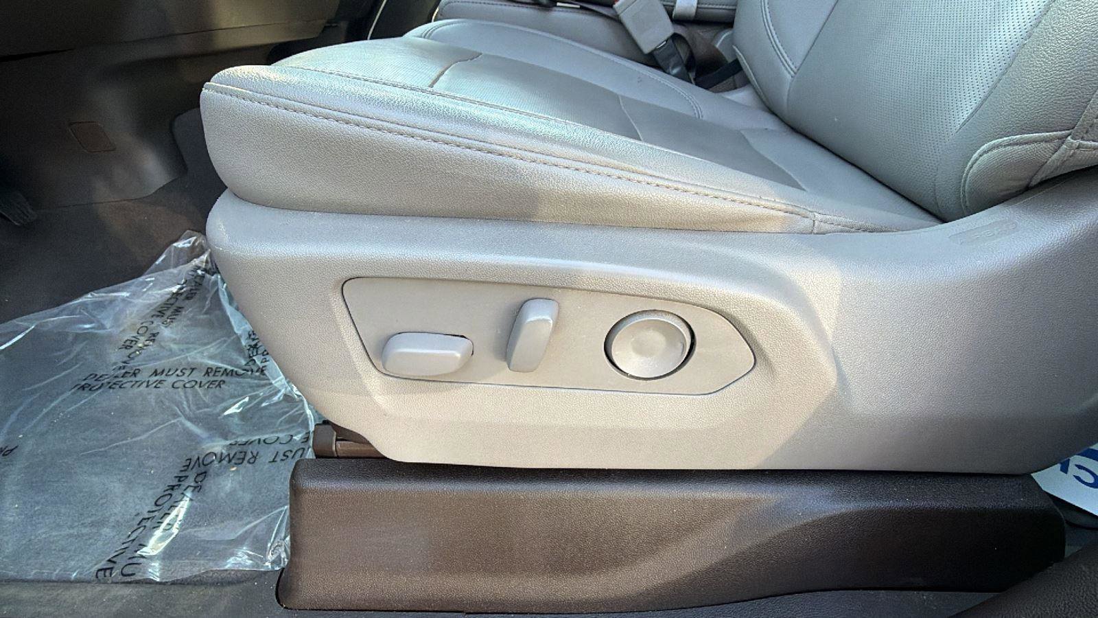 Used 2022 GMC Sierra 1500 SLT w/ Max Trailering Package image 14