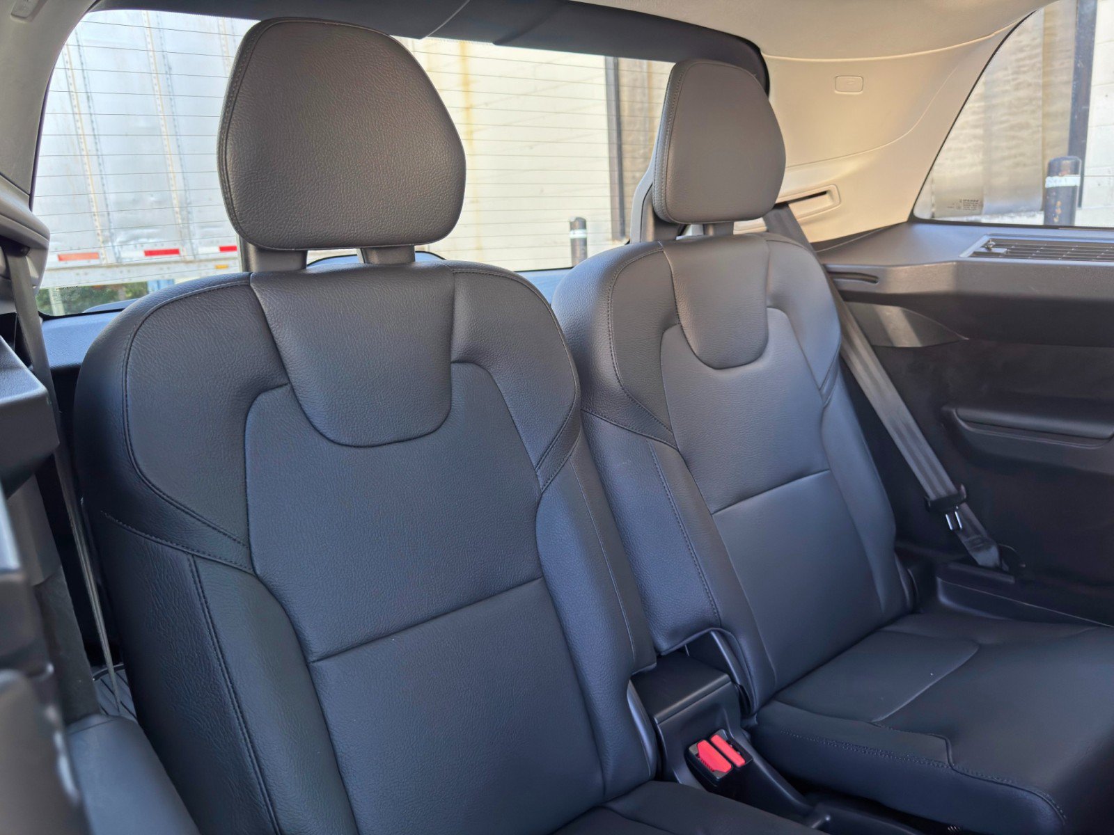 Used 2023 Volvo XC90 B6 Plus w/ Protection Package Premier AWD/4WD image 39