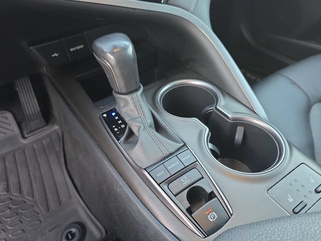 Used 2022 Toyota Camry XSE FWD image 24