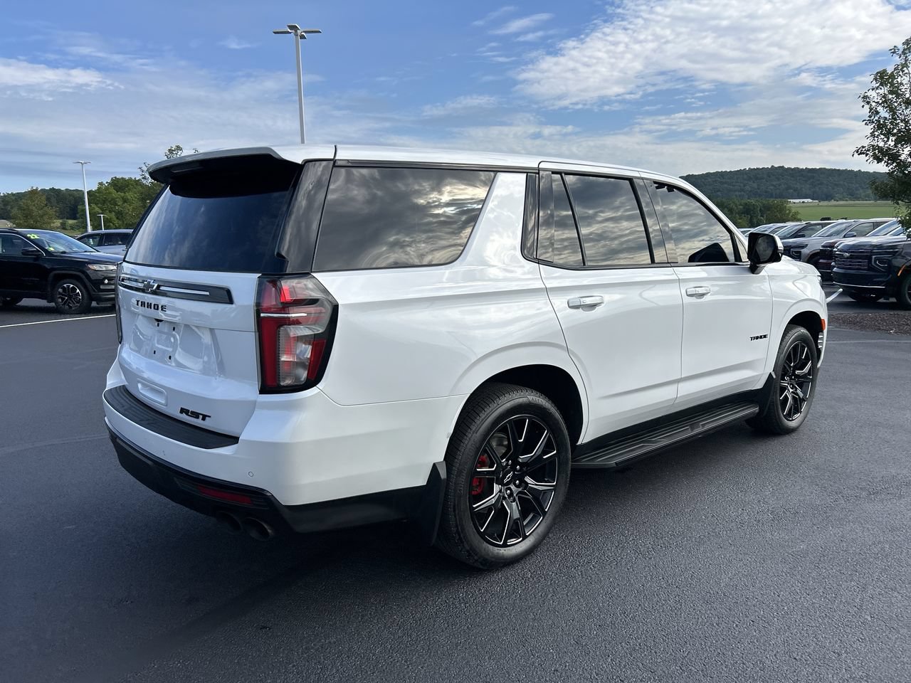 Used 2023 Chevrolet Tahoe RST w/ RST Performance Edition AWD/4WD image 7
