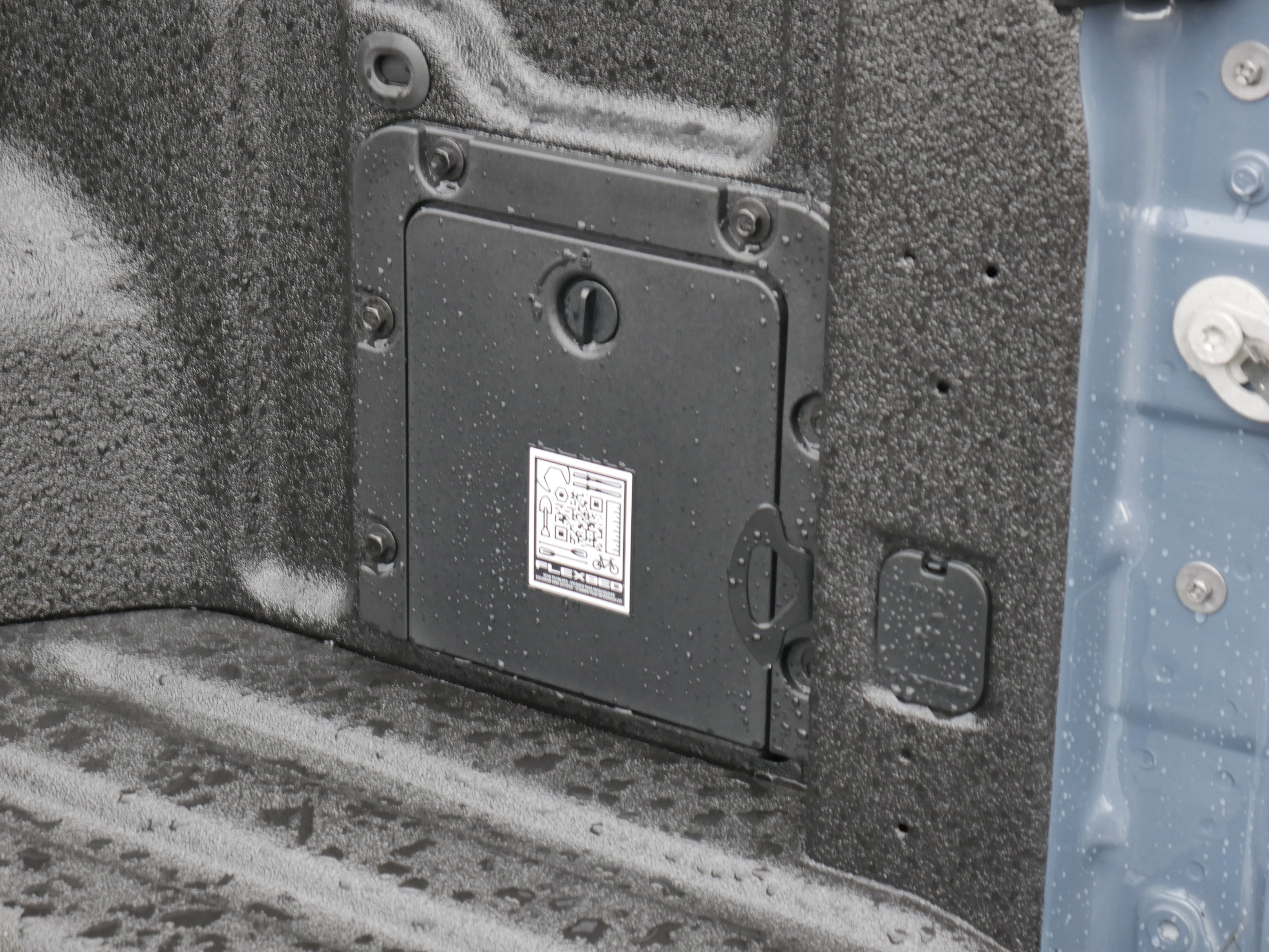 New 2025 Ford Maverick Lariat w/ Black Appearance Package image 25