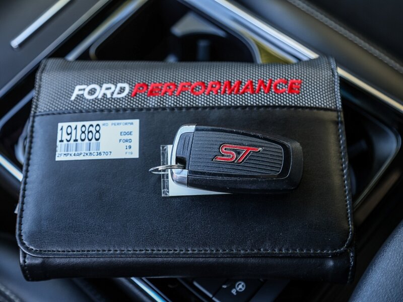 Used 2019 Ford Edge ST w/ Equipment Group 401A AWD/4WD image 34