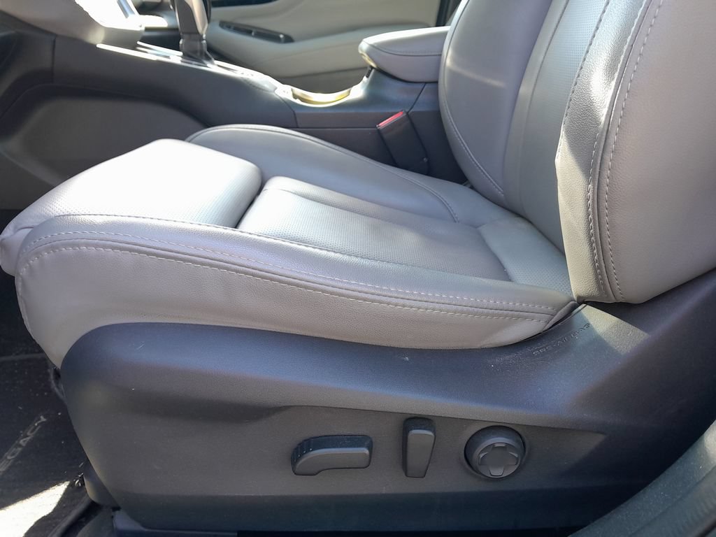 Certified 2023 Subaru Legacy Limited AWD/4WD image 15