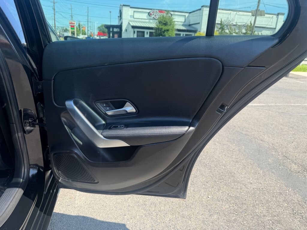 Used 2019 Mercedes-Benz A 220 image 25