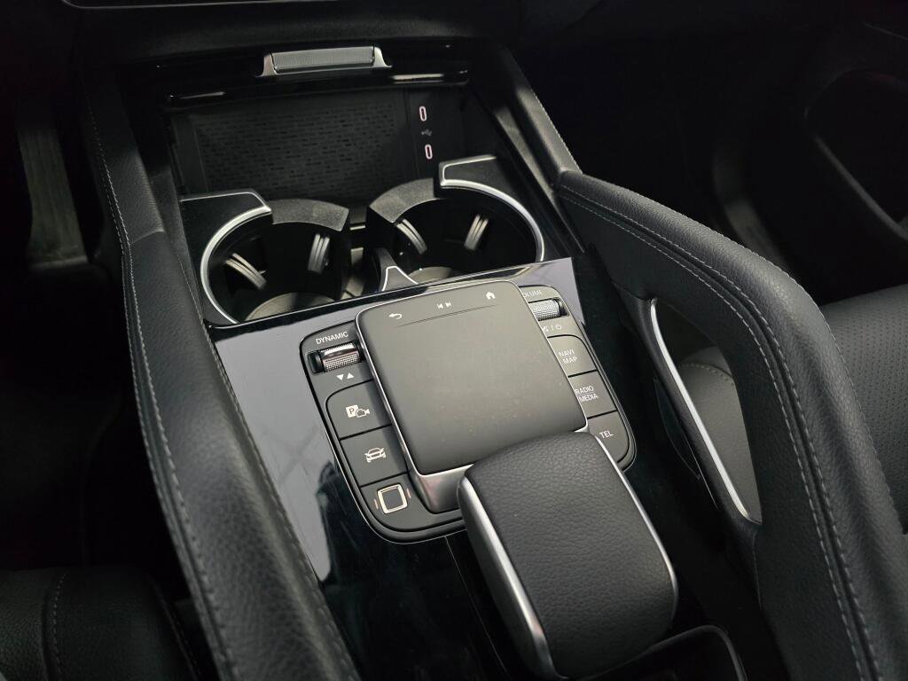 Used 2025 Mercedes-Benz GLE 350 4MATIC image 36