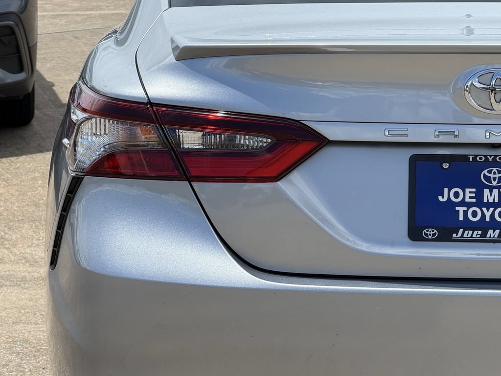 Used 2024 Toyota Camry SE FWD image 10