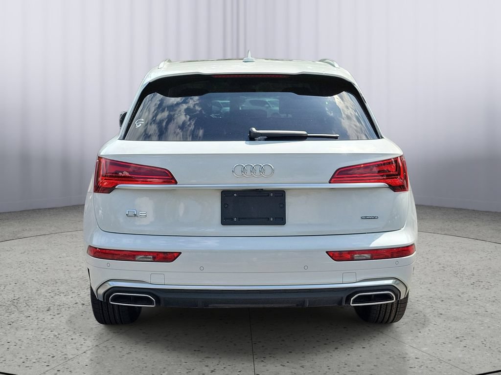 Used 2024 Audi Q5 e Premium Plus w/ Premium Plus Package AWD/4WD image 5
