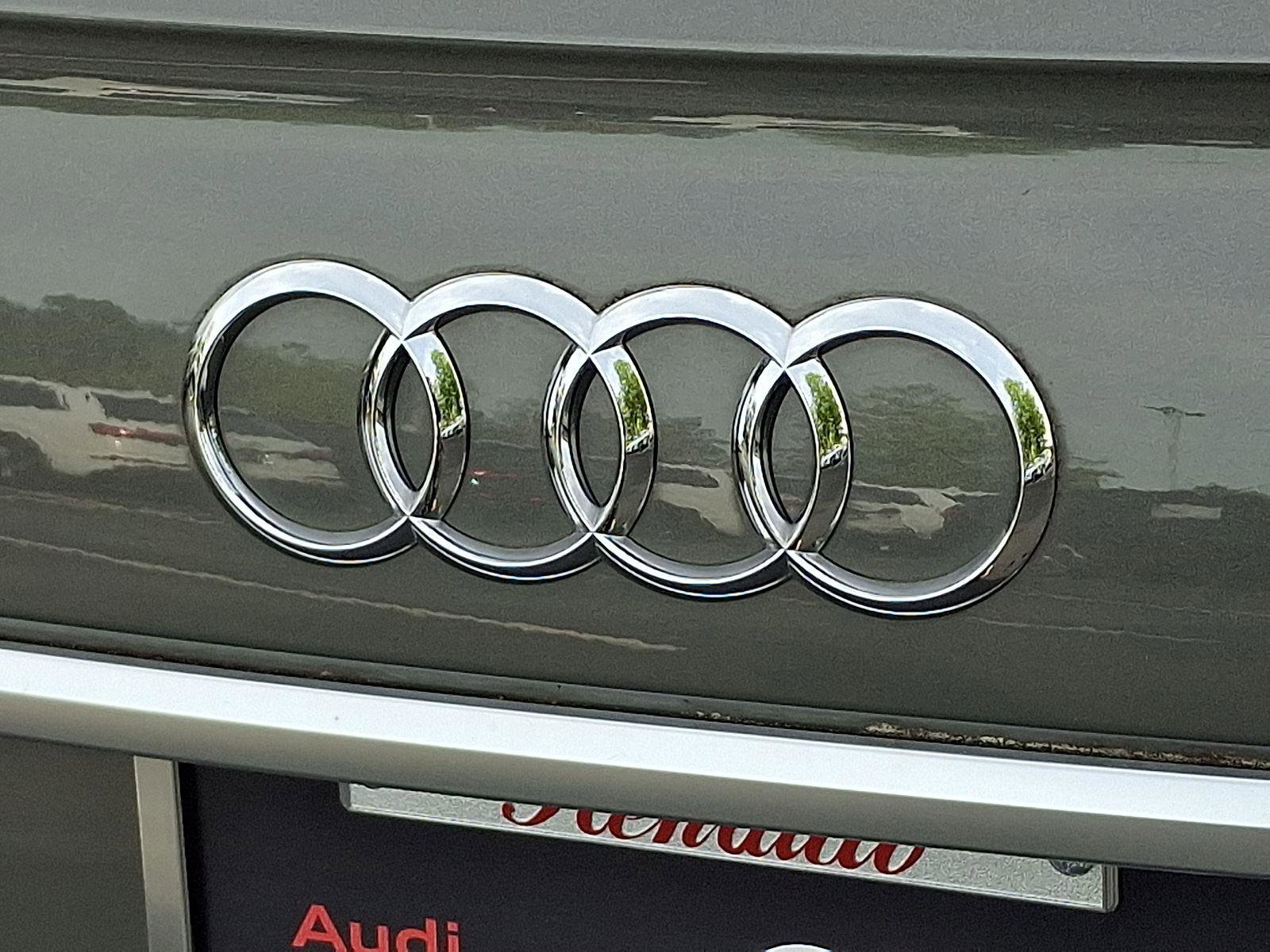 Used 2023 Audi Q5 2.0T Premium w/ Convenience Package image 31