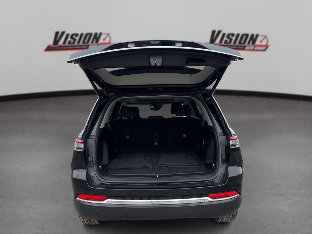 Used 2024 Jeep Grand Cherokee Limited 4xe image 11