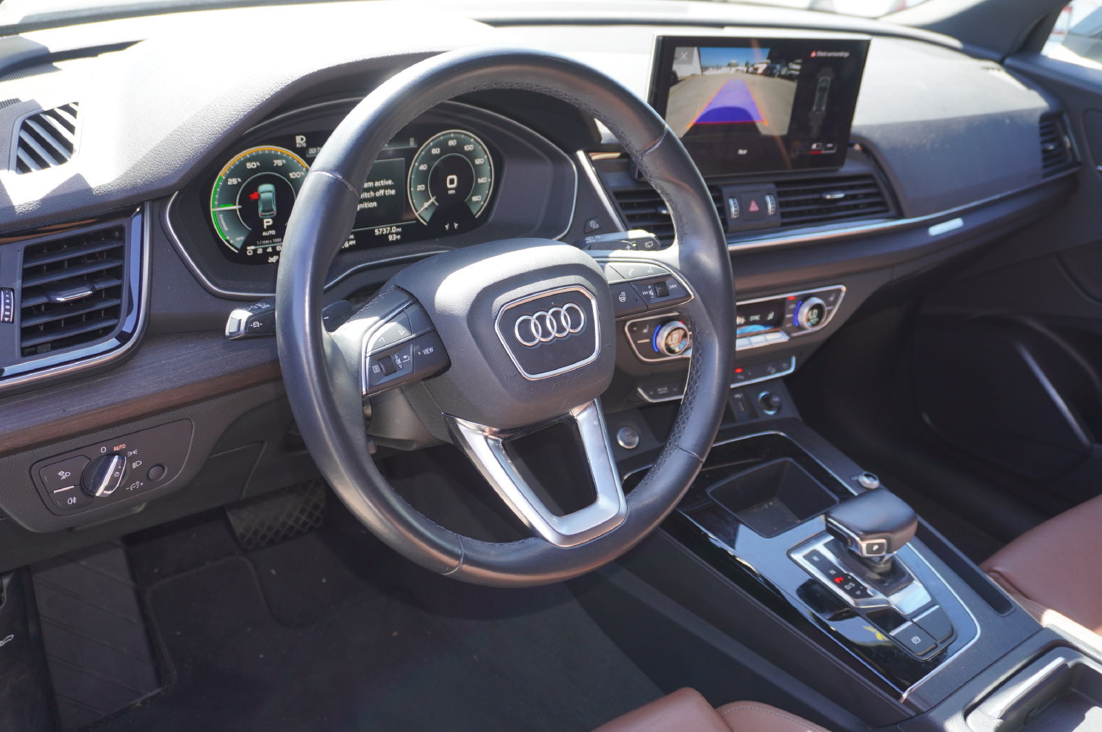 Used 2022 Audi Q5 e Premium AWD/4WD image 7