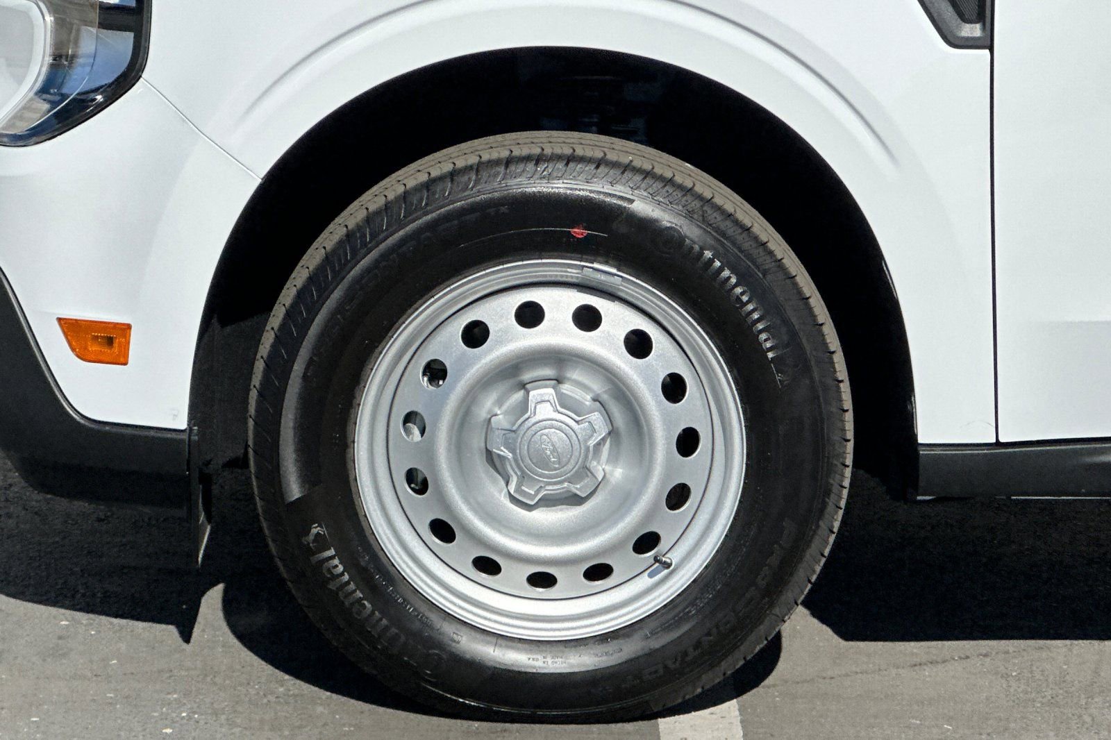 New 2026 Ford Maverick XL image 22