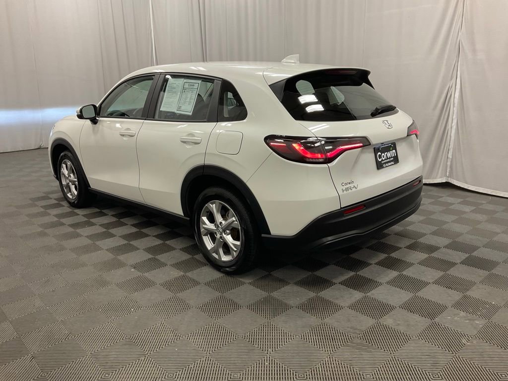 Used 2025 Honda HR-V LX image 4