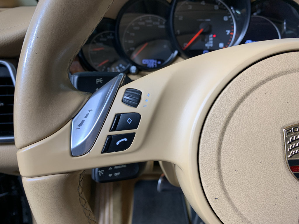 Used 2011 Porsche Panamera 4 AWD/4WD image 15