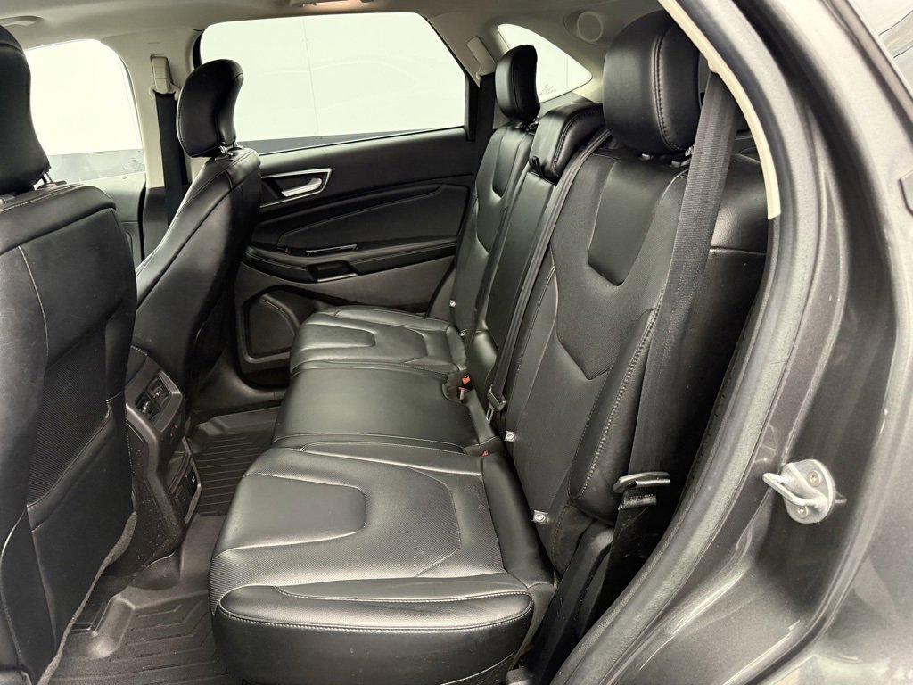 Used 2017 Ford Edge Titanium w/ Equipment Group 301A image 45