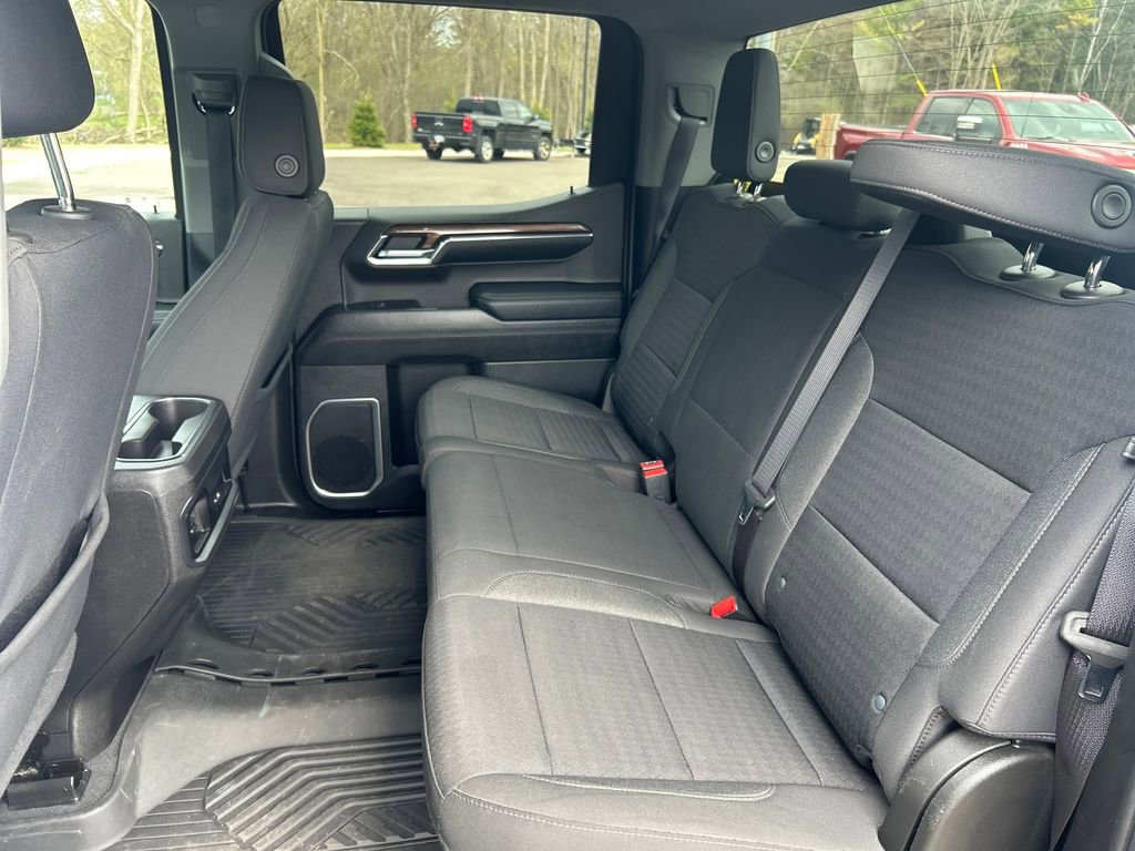 Used 2023 Chevrolet Silverado 1500 LT AWD/4WD image 14