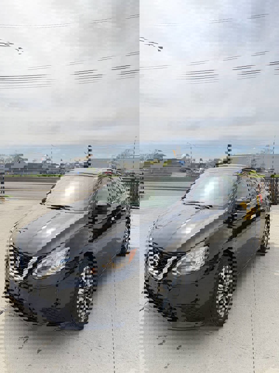 Used 2019 Nissan Sentra SV w/ Special Edition Package image 3