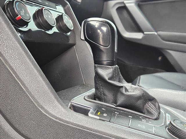 Used 2018 Volkswagen Tiguan S w/ 3rd Row Seat Package image 12