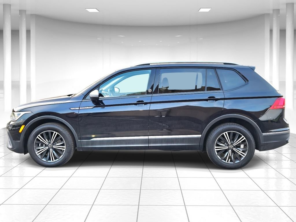 Used 2024 Volkswagen Tiguan Wolfsburg Edition image 6