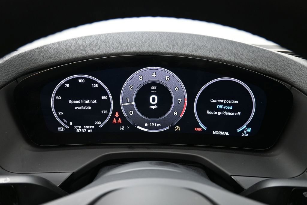 Certified 2025 Porsche Panamera RWD image 11