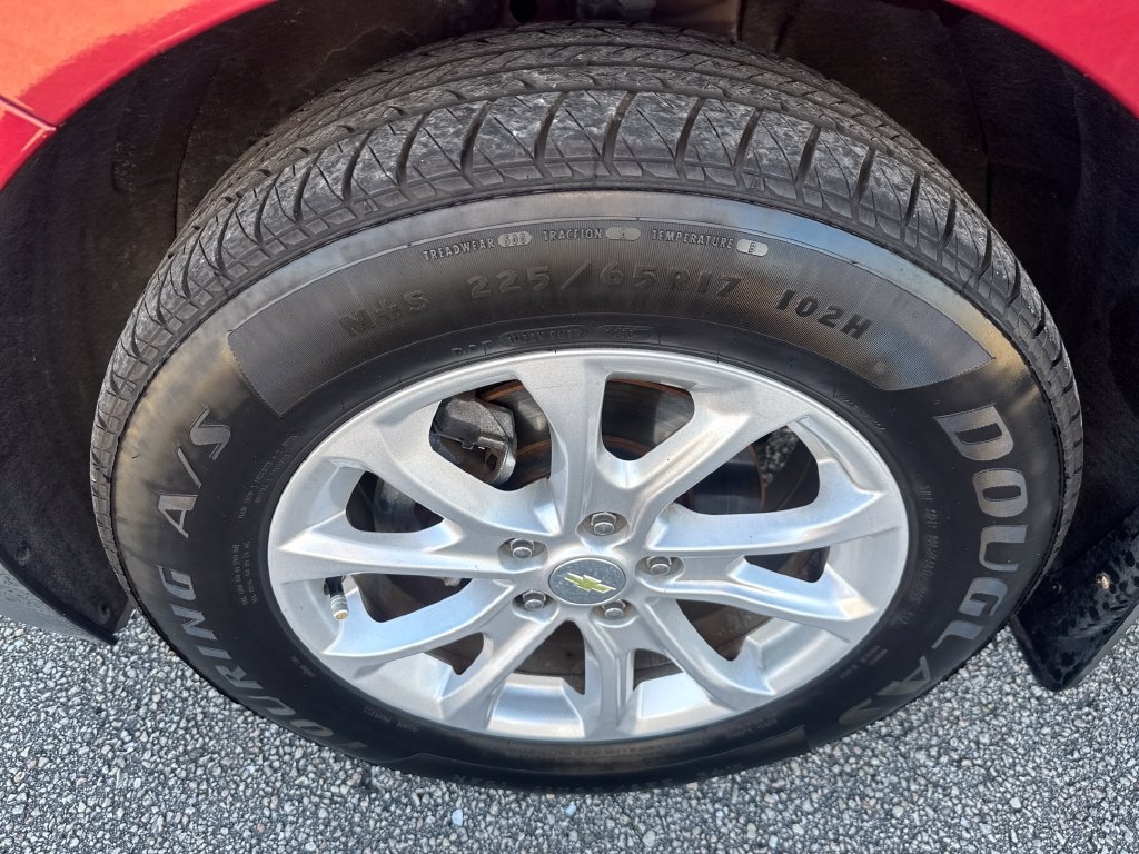 Used 2018 Chevrolet Equinox LT FWD image 12
