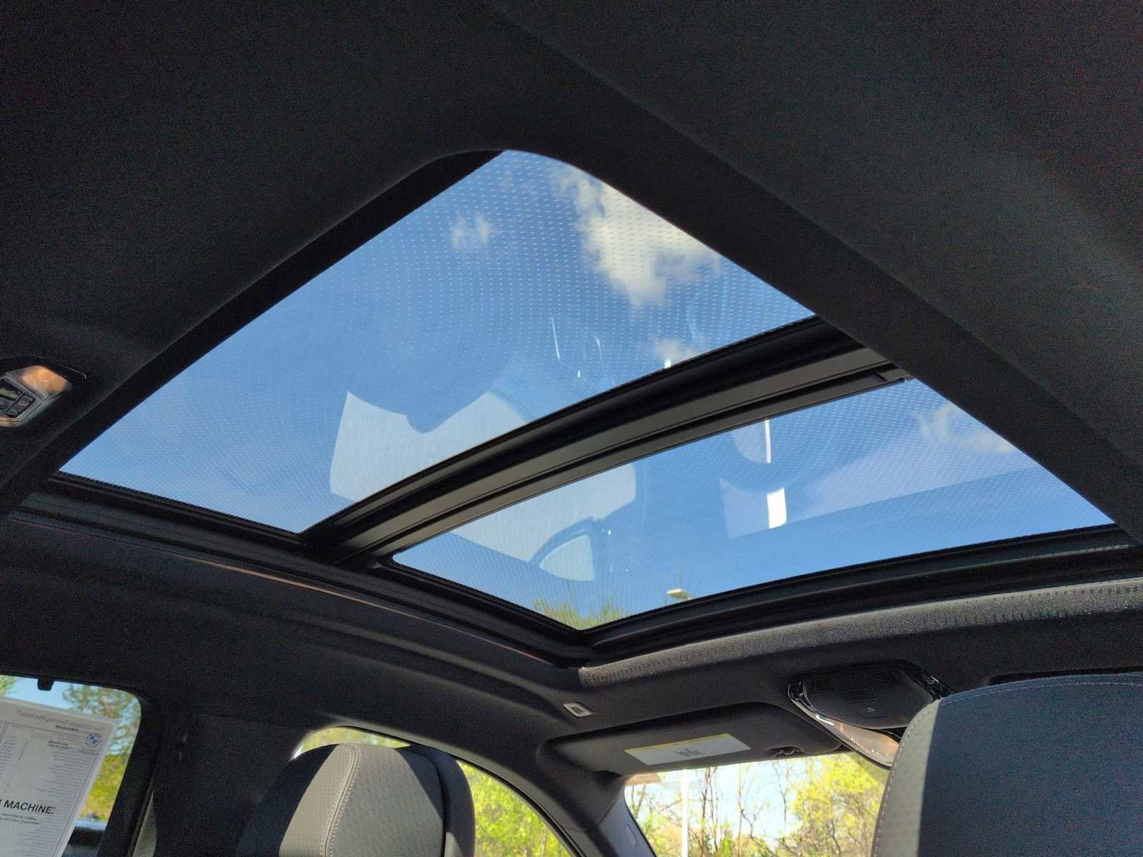 New 2027 BMW X6 xDrive40i image 23