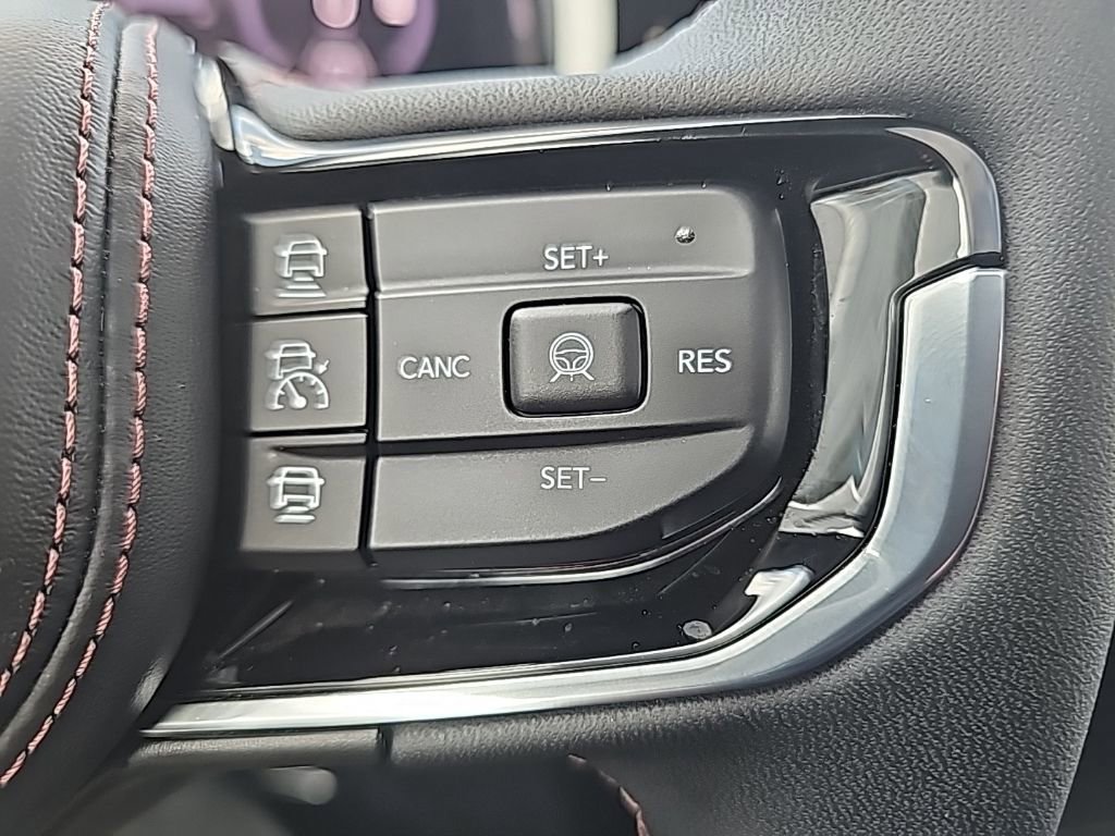 Used 2024 Jeep Wagoneer Launch Edition image 32