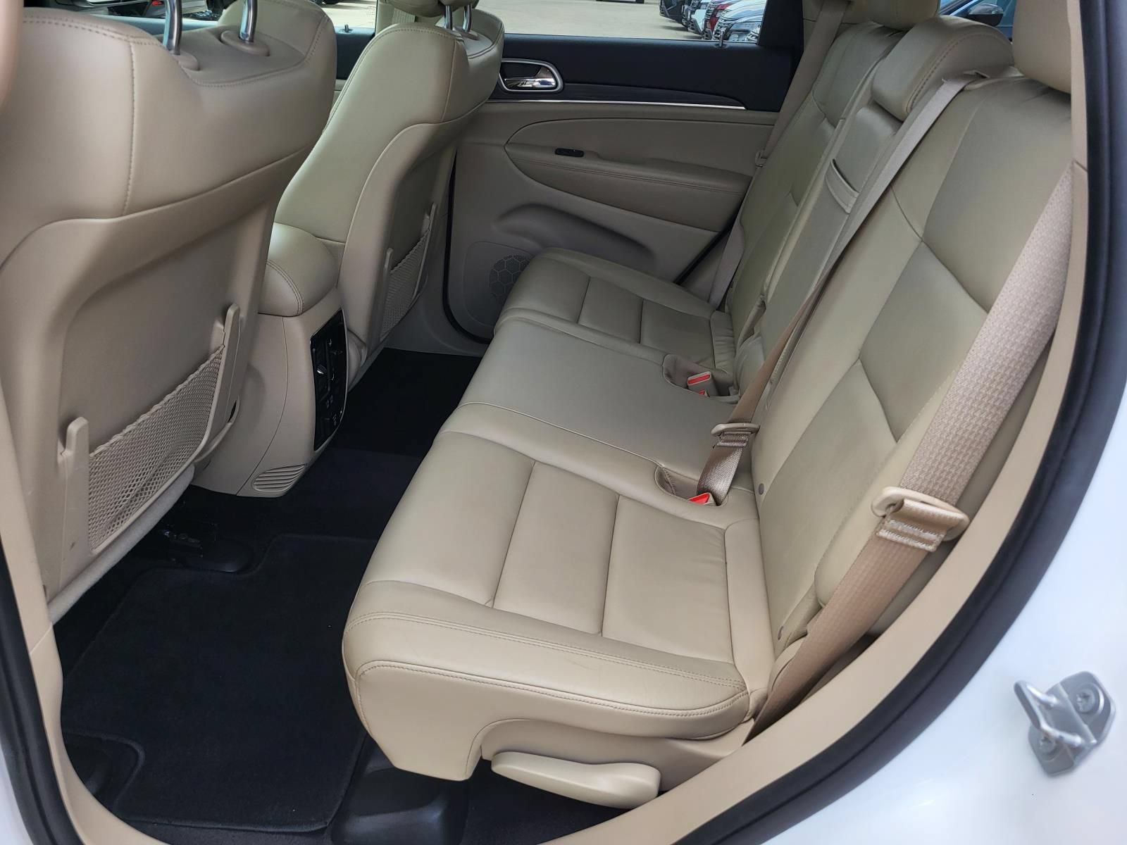 Used 2019 Jeep Grand Cherokee Limited RWD image 18