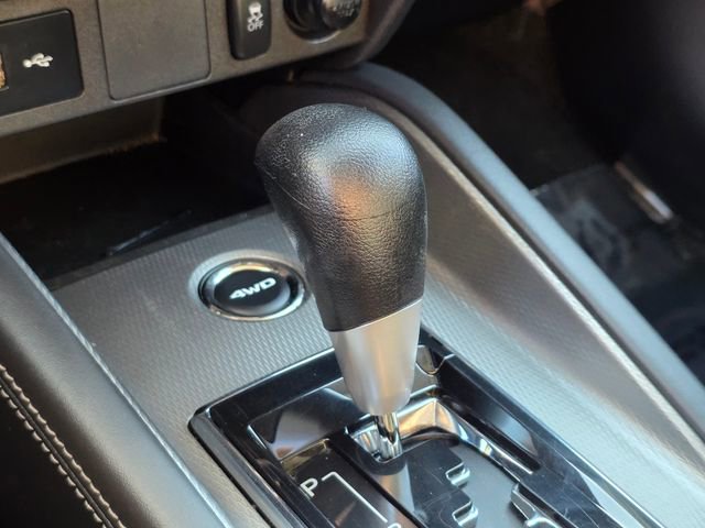 Used 2023 Mitsubishi Outlander Sport ES AWD/4WD image 32