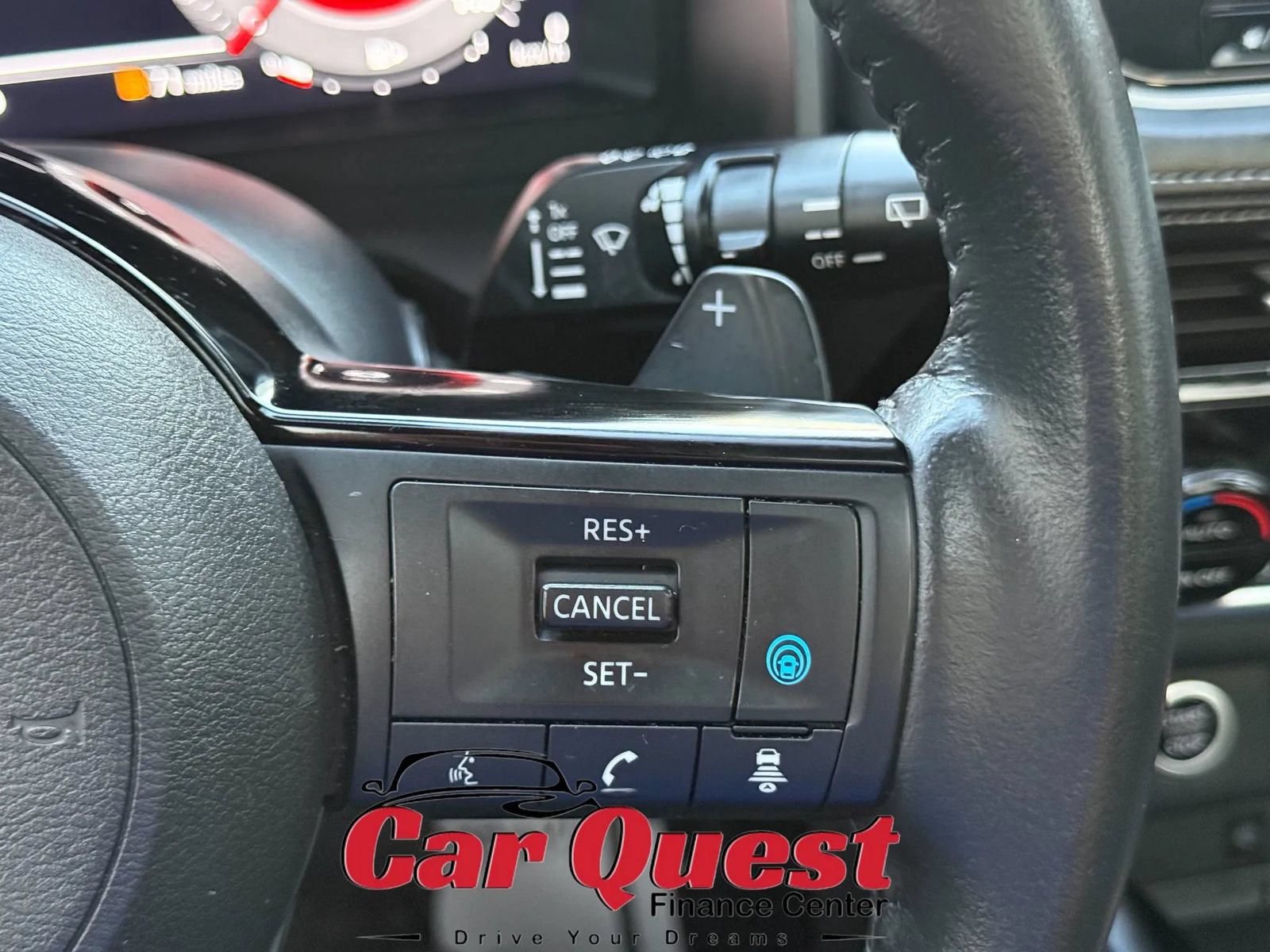 Used 2023 Nissan Rogue Platinum w/ Platinum Premium Package AWD/4WD image 34